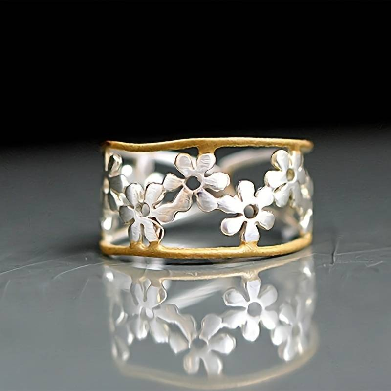 Irregular Daisy Ring